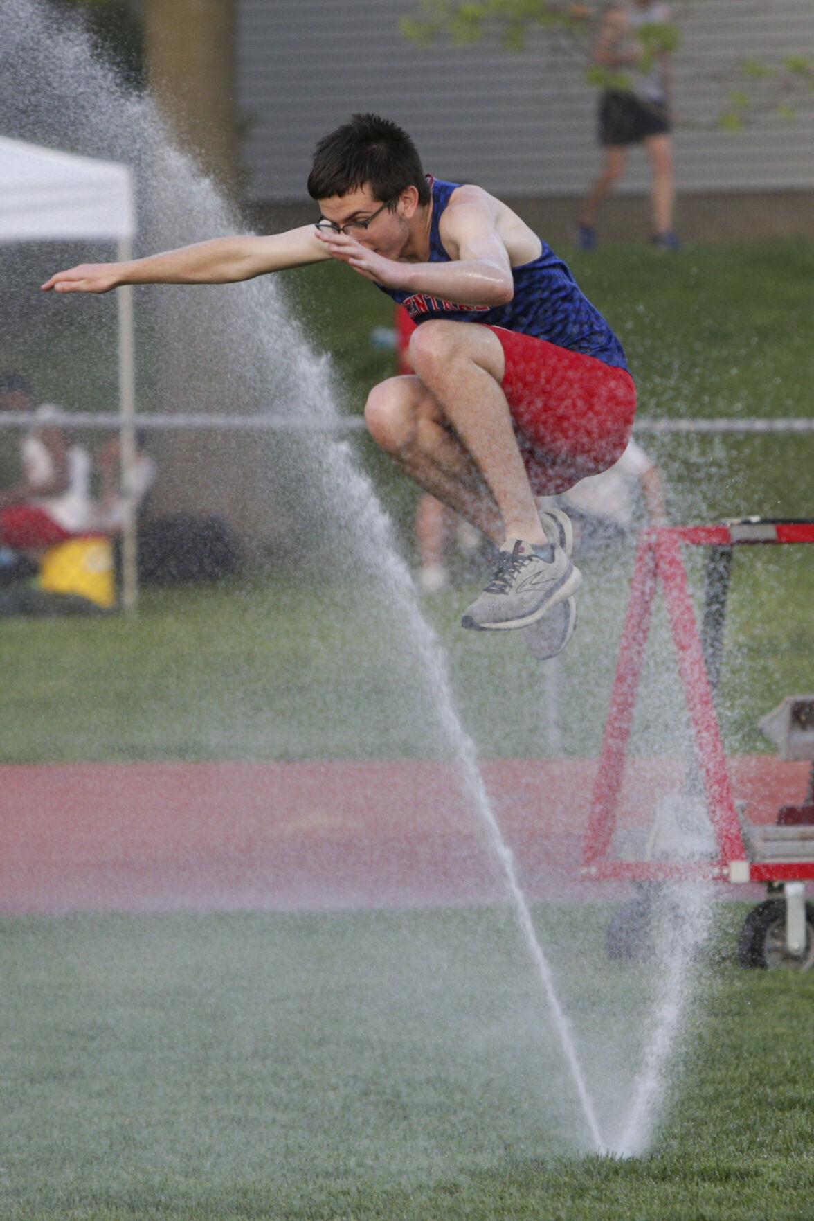 051222-qc-spt-district track-94.jpg